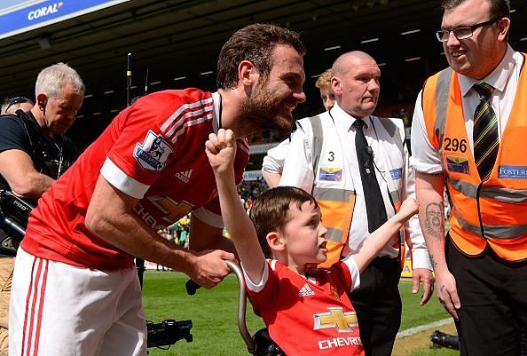 Norwich City v Manchester United - Premier League